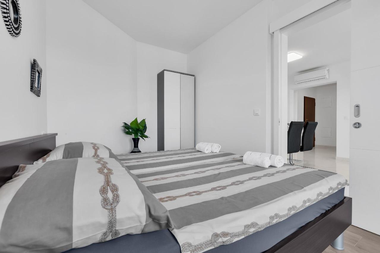 Apartment Navis, Sea View Makarska Kültér fotó