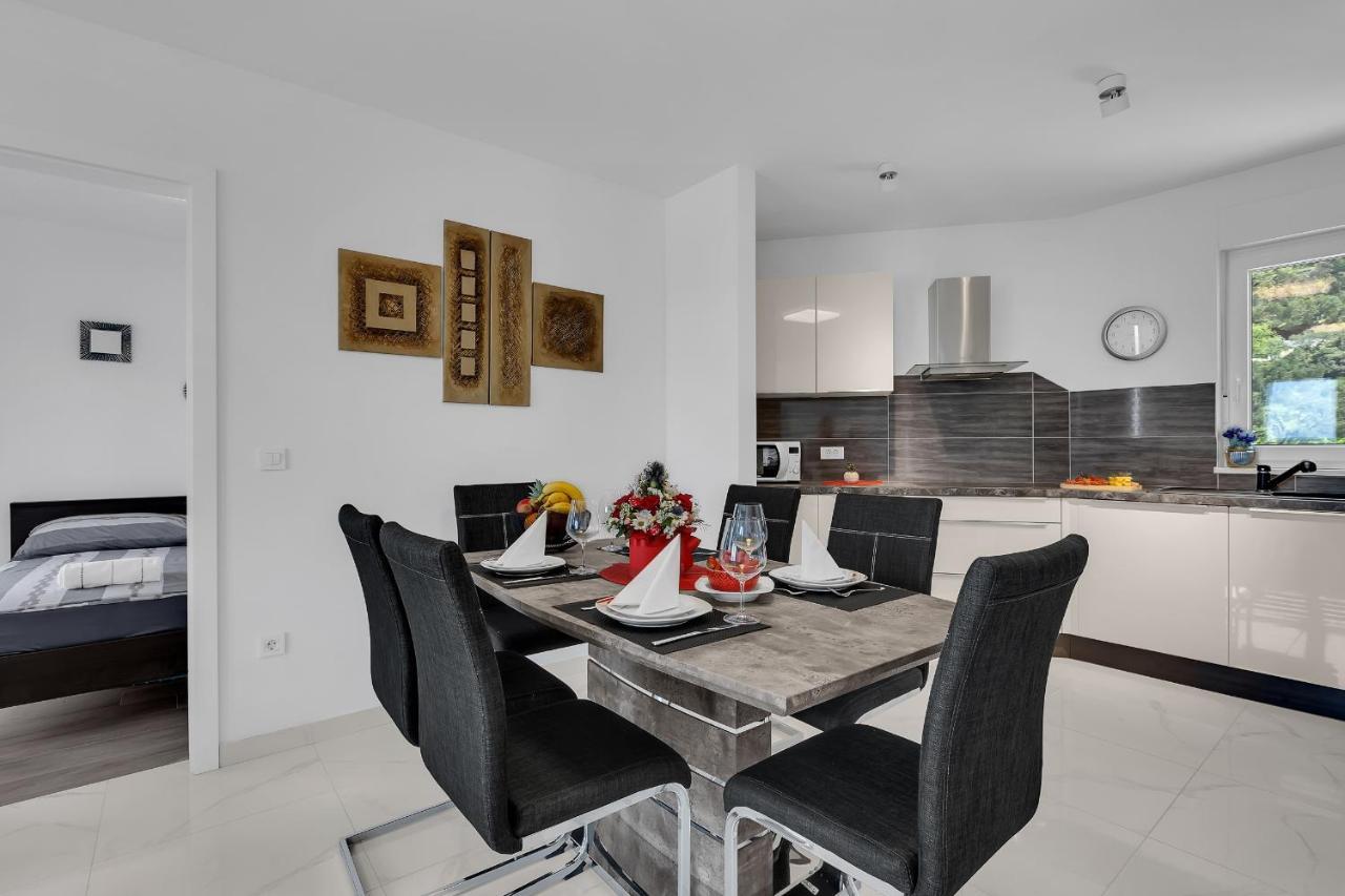 Apartment Navis, Sea View Makarska Kültér fotó