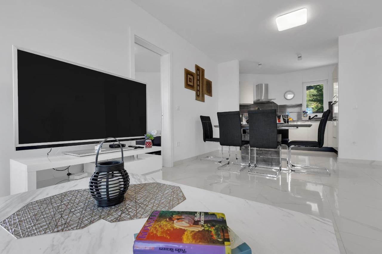 Apartment Navis, Sea View Makarska Kültér fotó